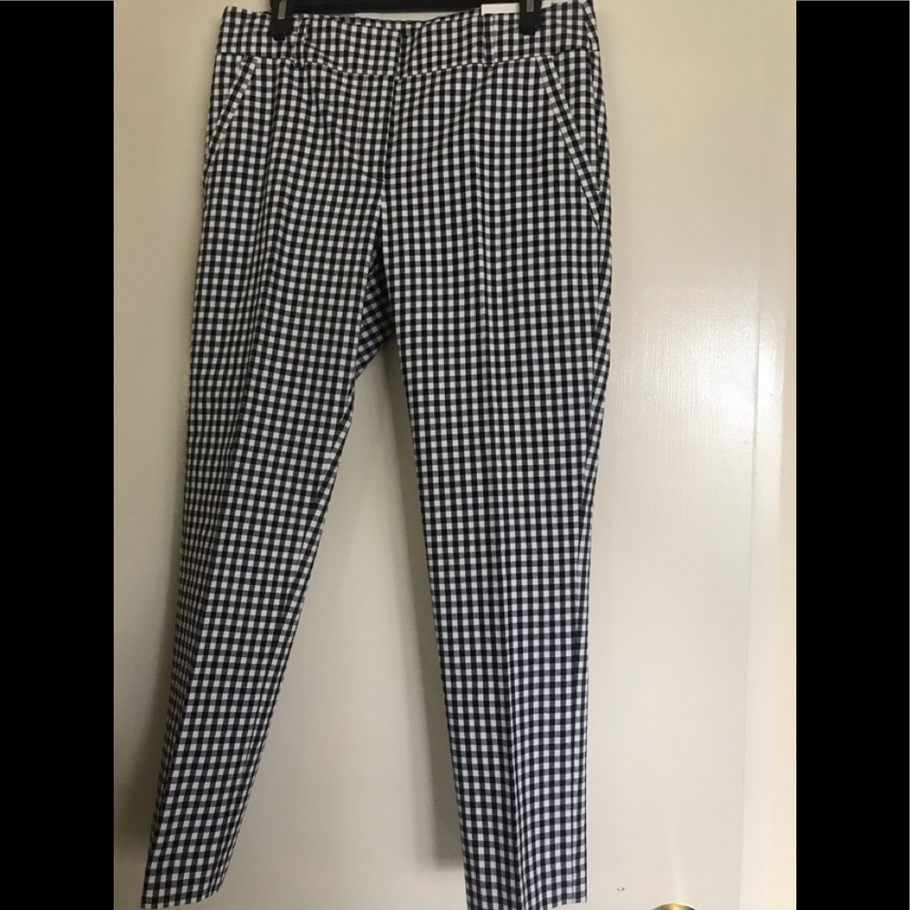 LOFT, long plaid pants,size 8,modern skinny ankle